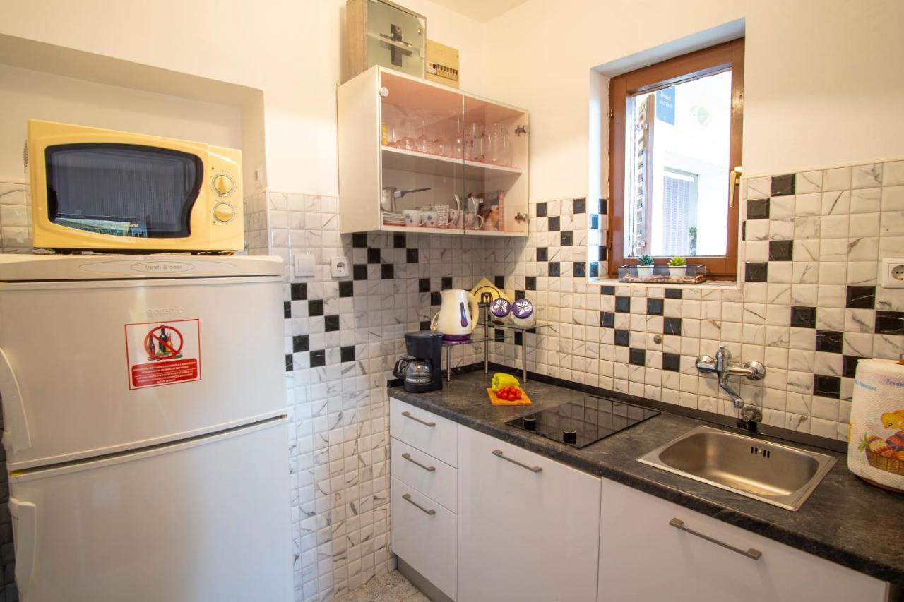 Apartman Luka Fazana Exterior photo